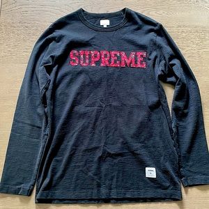 Supreme bandana printed long sleeve. Size large. Black.
